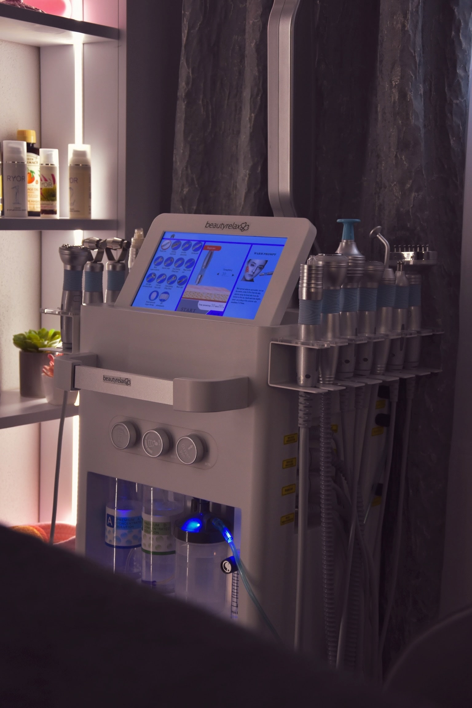 Profesionálny kozmetický prístroj Beautyrelax v salóne Timea Skincare